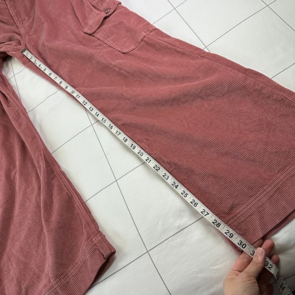 AMERICAN EAGLE  Pink Corduroy Cargo Jeans Sz 8 - Picture 13 of 15